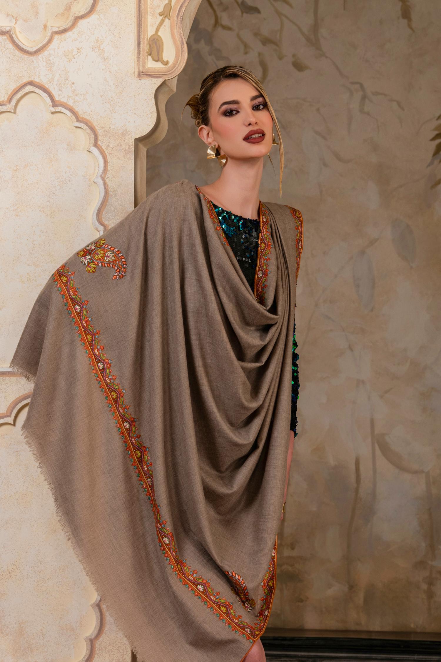 Traditional Kashmiri Shawl | Toosh Pashmina Shawl