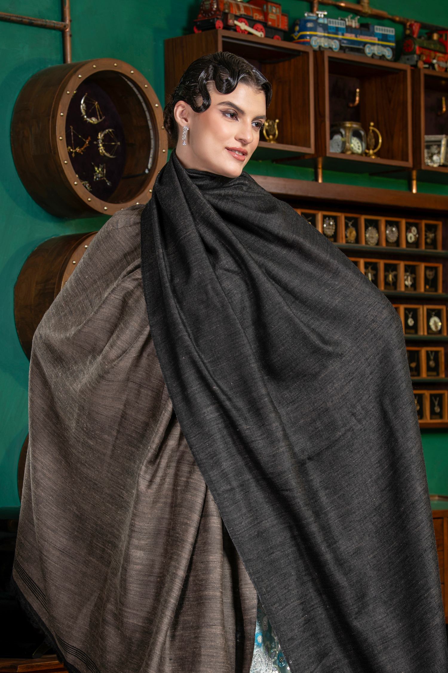 Certified Reversible Pashmina Shawls Online | Two Sided Pashmina